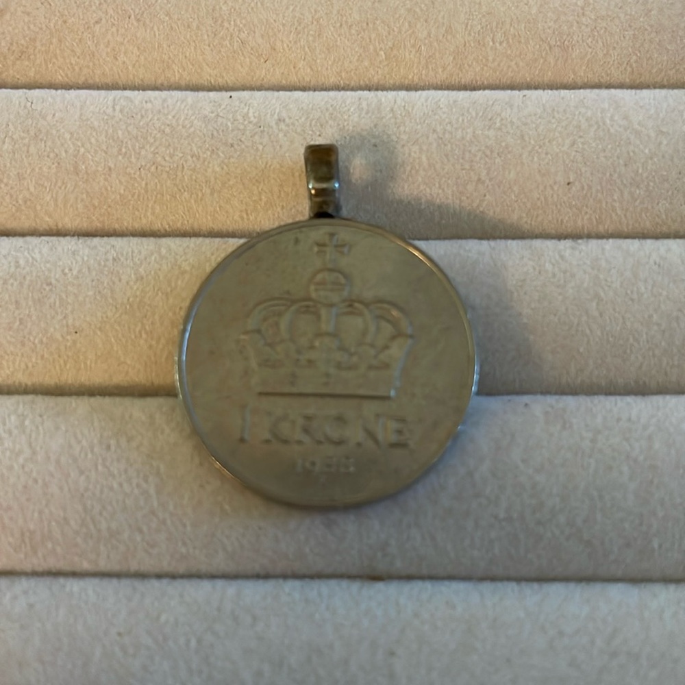 Estate jewelry, coin pendant